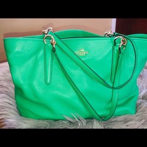Authentic COACH purse (Kelly green)